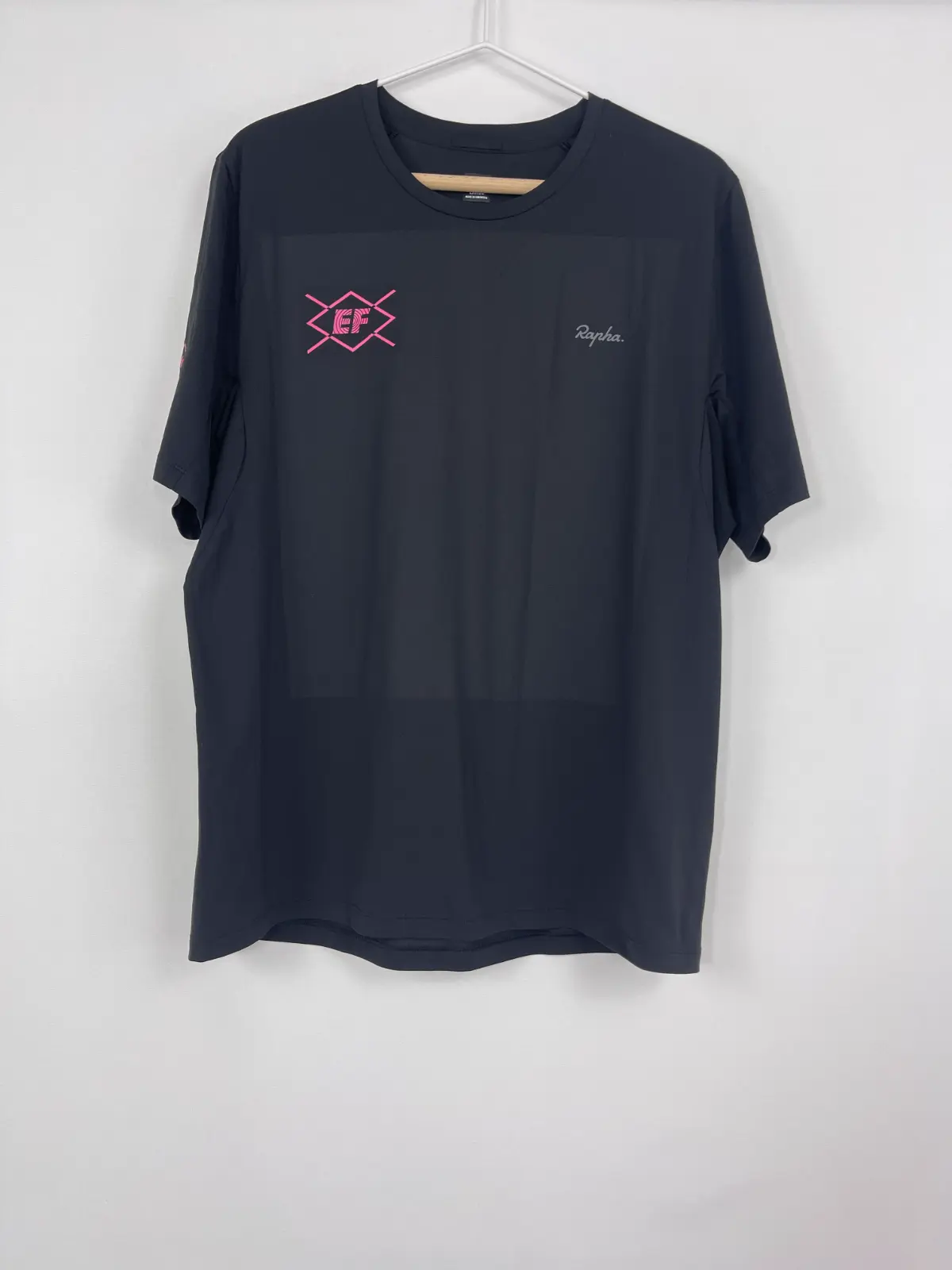 camiseta-tecnica-rapha